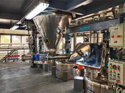 خط إنتاج مبيدات الآفات لمصنع تابع للجيش المصري